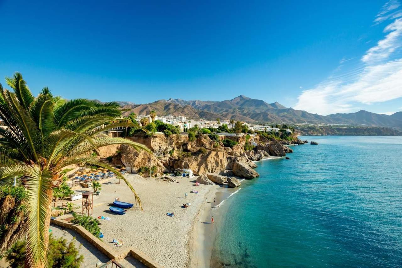 Bonito Piso A 300M De La Playa Nerja 아파트 외부 사진